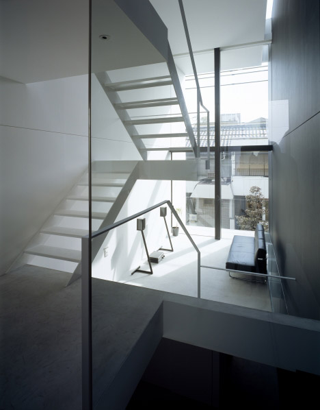 House in Showa-cho by FujiwaraMuro Architects 3