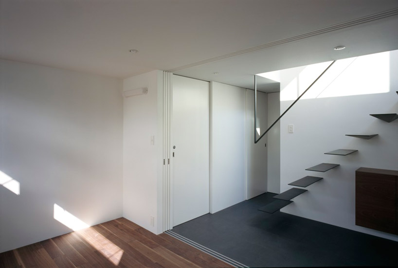 Ring by apollo architects & associates